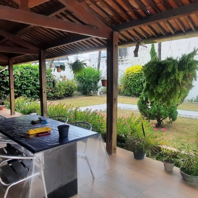 CASA A VENDA EM CANDEIAS