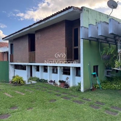 CASA AMPLA EM PIEDADE - AVENIDA AIRTON SENNA
